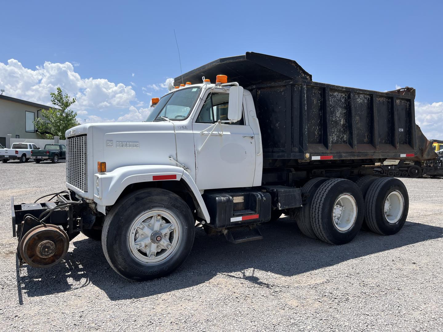 ./imagenes/INVOICE/2019/17659/ROTATOR DUMP TRUCK (21).JPG